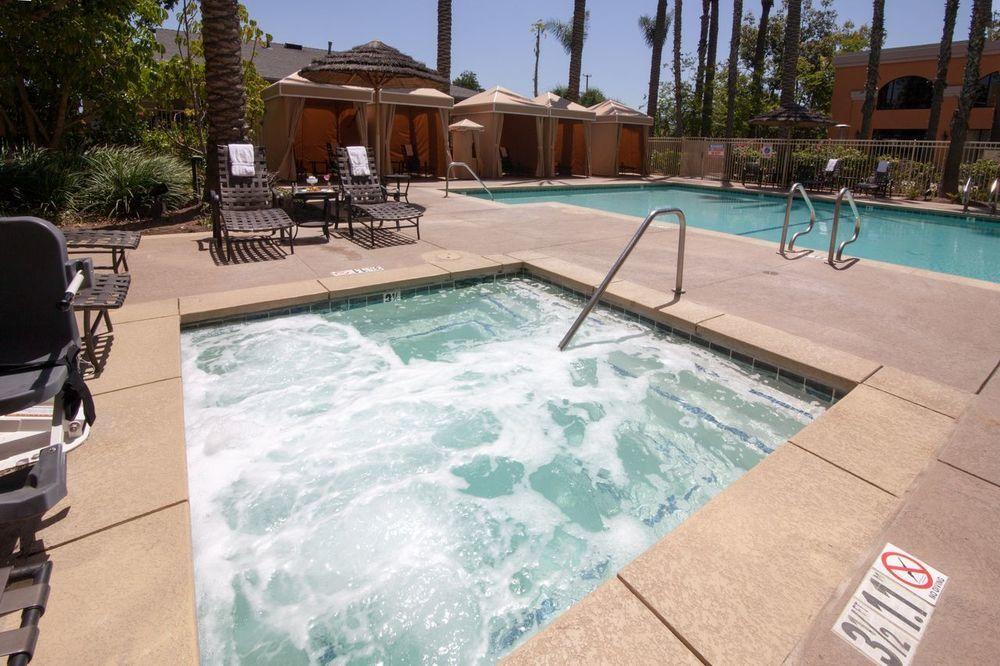 Delta Hotels By Marriott Anaheim Garden Grove Exterior foto